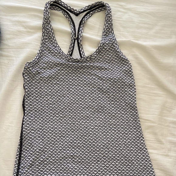 Lululemon black and white patterned tank 4 - Picture 1 of 2